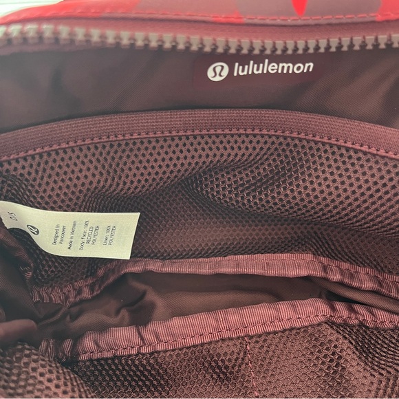 Lululemon Year of The Rabbit Lunar New Year belt bag - Picture 6 of 7